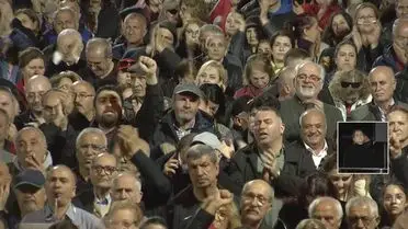 Özgür Özel, Ataşehir'de Onursal Adıgüzel'e Yönelik Suçlamaları Kınadı