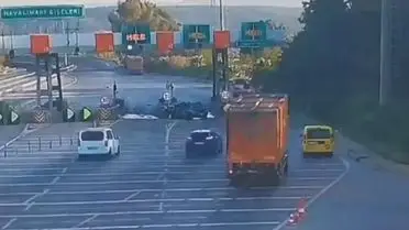 İzmir'in Menderes ilçesinde 25 yaşındaki Patoloji Asistanı Trafik Kazasında Hayatını Kaybetti