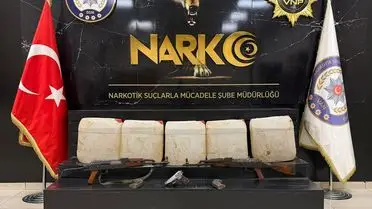 Van’da 89 Kilo Uyuşturucu ve 162 Litre Asetik Anhidrit Ele Geçirildi
