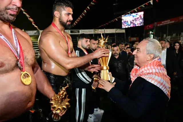 Enes Doğan Zafer Anı