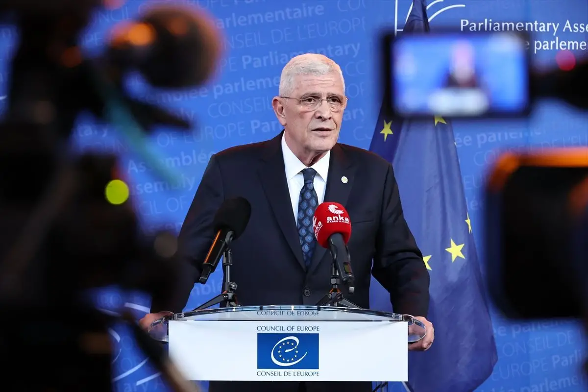 Dervişoğlu'ndan Demokrasiye Yönelik Kesin Sözler