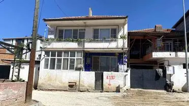 Alaşehir'de Namaz Vakti Korkunç Olayla Sonuçlandı: Baba Oğlunu Banyoda Buldu