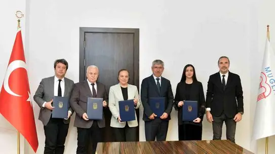 Muğla'da Kariyer Şenliği: Üniversite, Belediyeler ve Özel Sektör El Ele