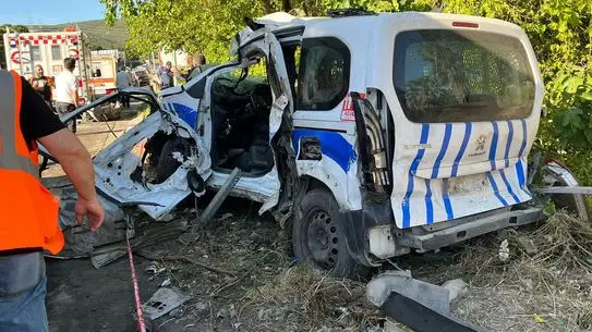 Bornova’da Zincirleme Trafik Kazası: 1 Polis Şehit, 2 Ölü, 5 Yaralı