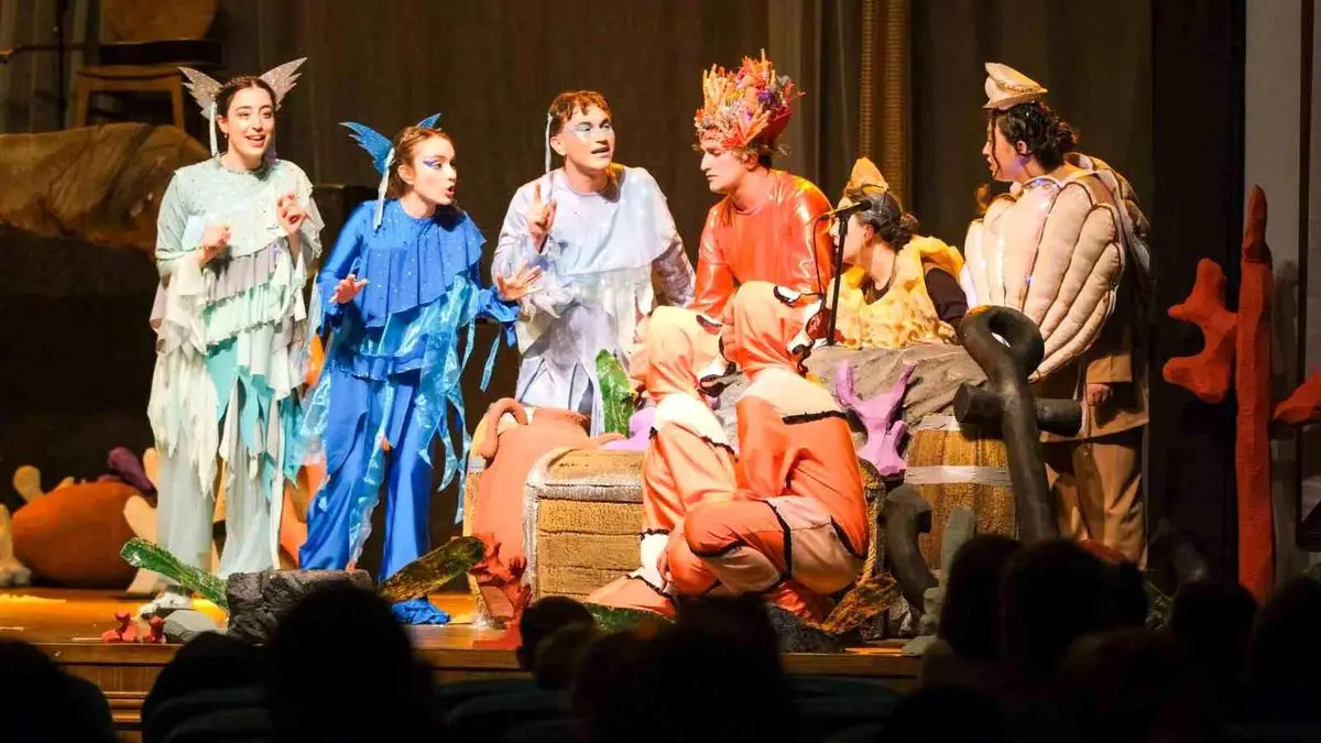 İzmit Körfezi'nde Çamur Temizliği Sahneye Taşındı: Çocuklar İçin Eğitici Tiyatro