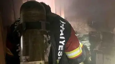 Edremit’te 3 Katlı Binada Çıkan Yangın Büyük Panik Yarattı