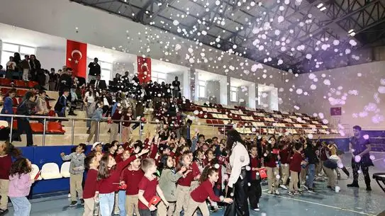 Sivas’ta Geleneksel Halk Oyunları Çocukların Buluşma Noktasına Dönüştü