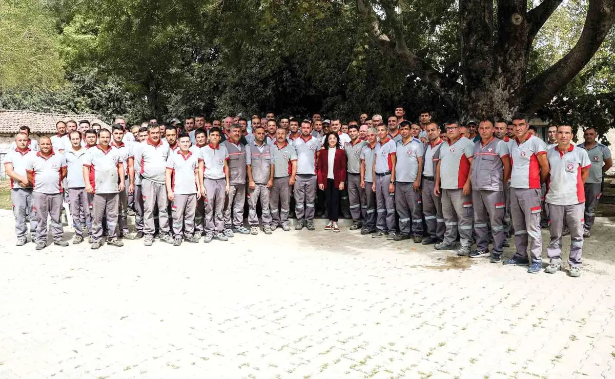 Menteşe Belediye Başkanı Gonca Köksal Aras'tan 1 Mayıs Emek ve Dayanışma Günü’ne Özel Mesaj