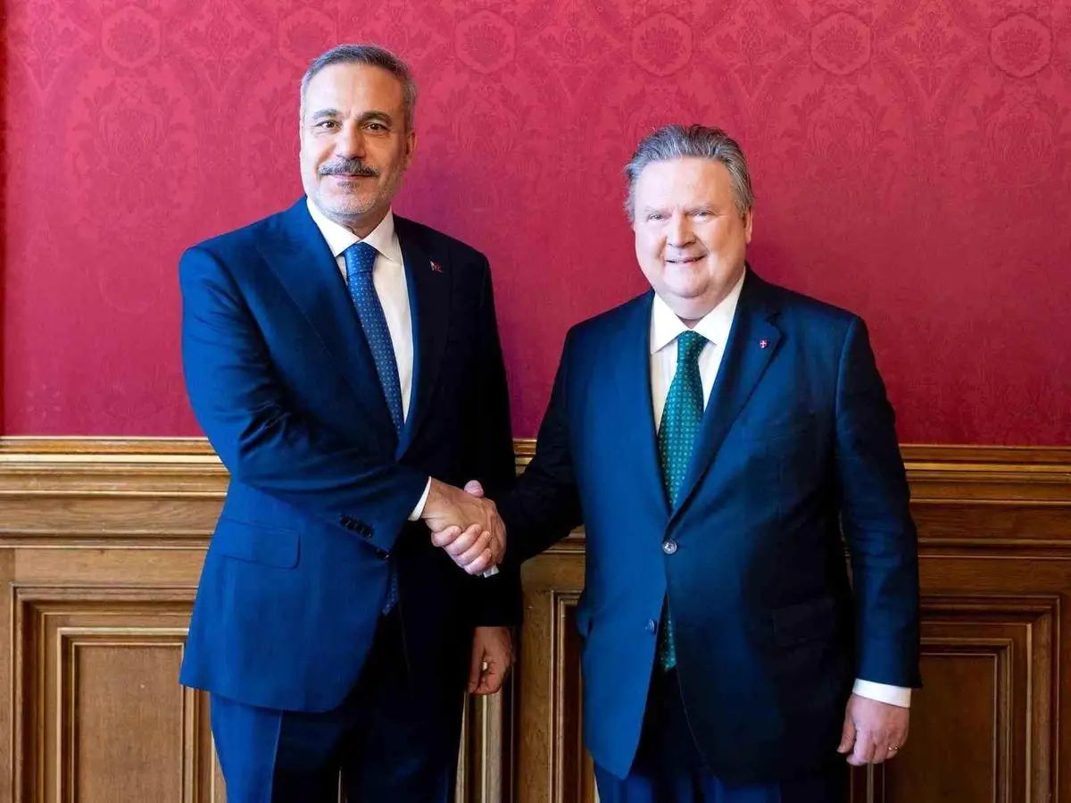 Dışişleri Bakanı Hakan Fidan, Viyana'da Michael Ludwig ile Görüştü