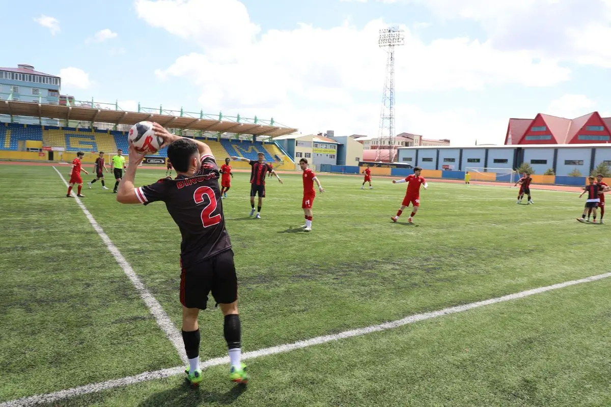 Ağrı’da Yurtlig Doğu Anadolu Futbol Turnuvası Coşkuyla Açıldı