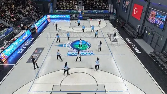 Çayırova'da Kadınlar Voleybol Dostluk Maçı Coşkusu