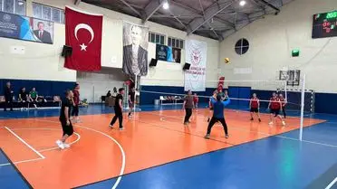Filenin Efeleri jandarma formasıyla maçta
