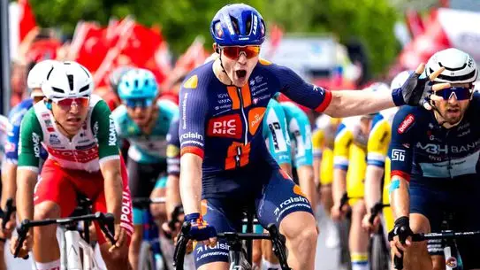 Casper Van Uden, Patara‑Kemer Etabını 4 Saat 6 Dakikada Kazandı