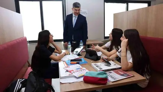 Mersin Akdeniz'de Yeni Bilgi Limanı Kütüphanesi Açıldı