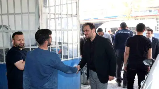 AK Parti, 1 Mayıs İşçi Buluşmasıyla Dayanışma Mesajı Verdi