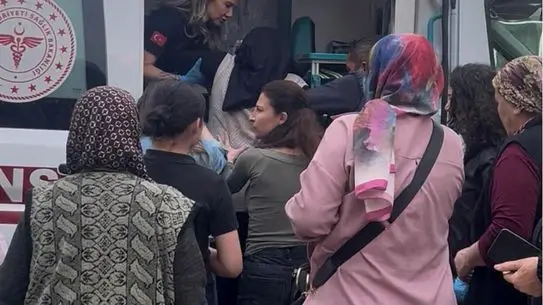 Aydın Efeler'de Bodrum Katı Yangını: Dumanı Görüp Hastaneye Kalan Yaşlı Kadın