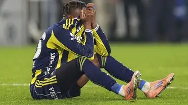 Fenerbahçe'nin Şampiyonluk Umudu RAMS Başakşehir Karşısında Sarsılıyor