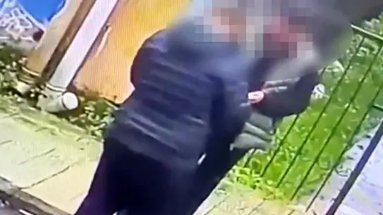 Sakarya'da Güvenlik Kamerası Önünde Uyuşturucu Satışı Operasyonu Sonuçlandı