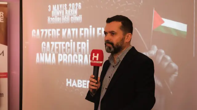 Etkinlik katılımcılarının grup fotoğrafı