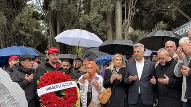 Sırrı Süreyya Önder’in Vefatının İlk Yılında Kabri Başında Duygusal Anma