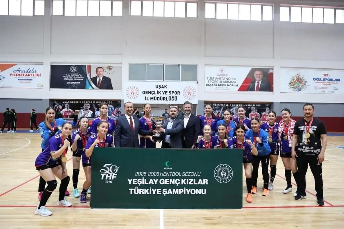Kepez Belediyesi Genç Kızlar Hentbol Takımı Türkiye Şampiyonluğunu Kazandı