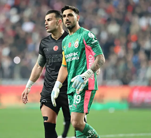 Maç sonrası Galatasaray teknik ekibi