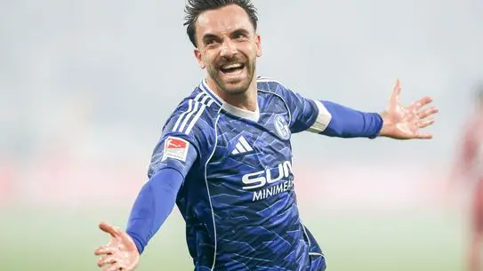 Kenan Karaman'ın Kritik Golüyle Schalke 04 Bundesliga'ya Terfi Etti