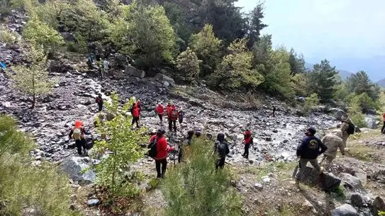 Nazilli Belediyesi NAFAD Ekipleri Gencelli Mahallesi'nde Kayıp Vatandaşı Arıyor