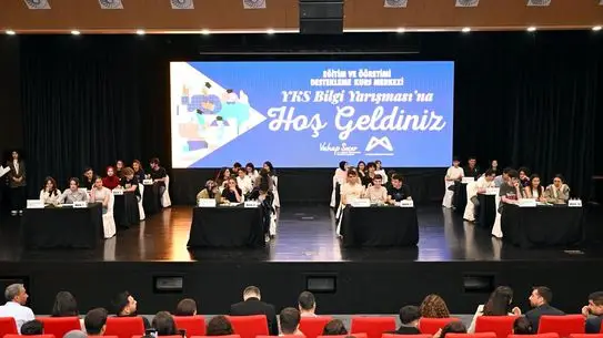 Mersin Büyükşehir Belediyesi'nden YKS Öncesi Motivasyon Yarışması: Öğrenciler Bilgi ve Eğlenceyle Stres Atıyor