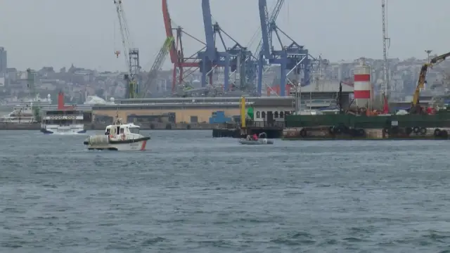 Vapur içinde yolcu
