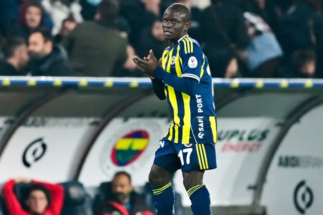 Kante'nin Fenerbahçe formasıyla antrenman görüntüsü