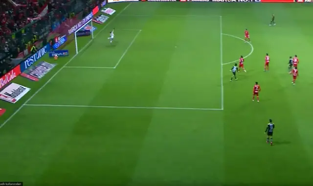 Valencia’nın gol sevinci