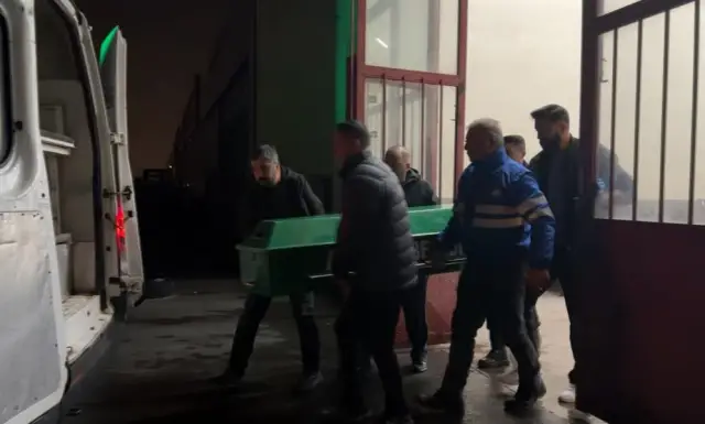 Olay yerinde polis ekipleri