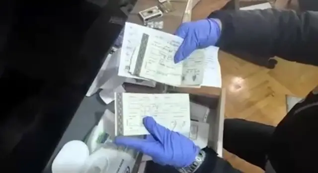 Operasyon sırasında ele geçirilen deliller