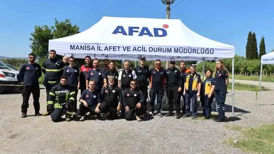 Alaşehir'de Yüksek Riskli Baraj Patlaması Tatbikatı Gerçekçi Görüntülerle İzleyicileri Büyüledi