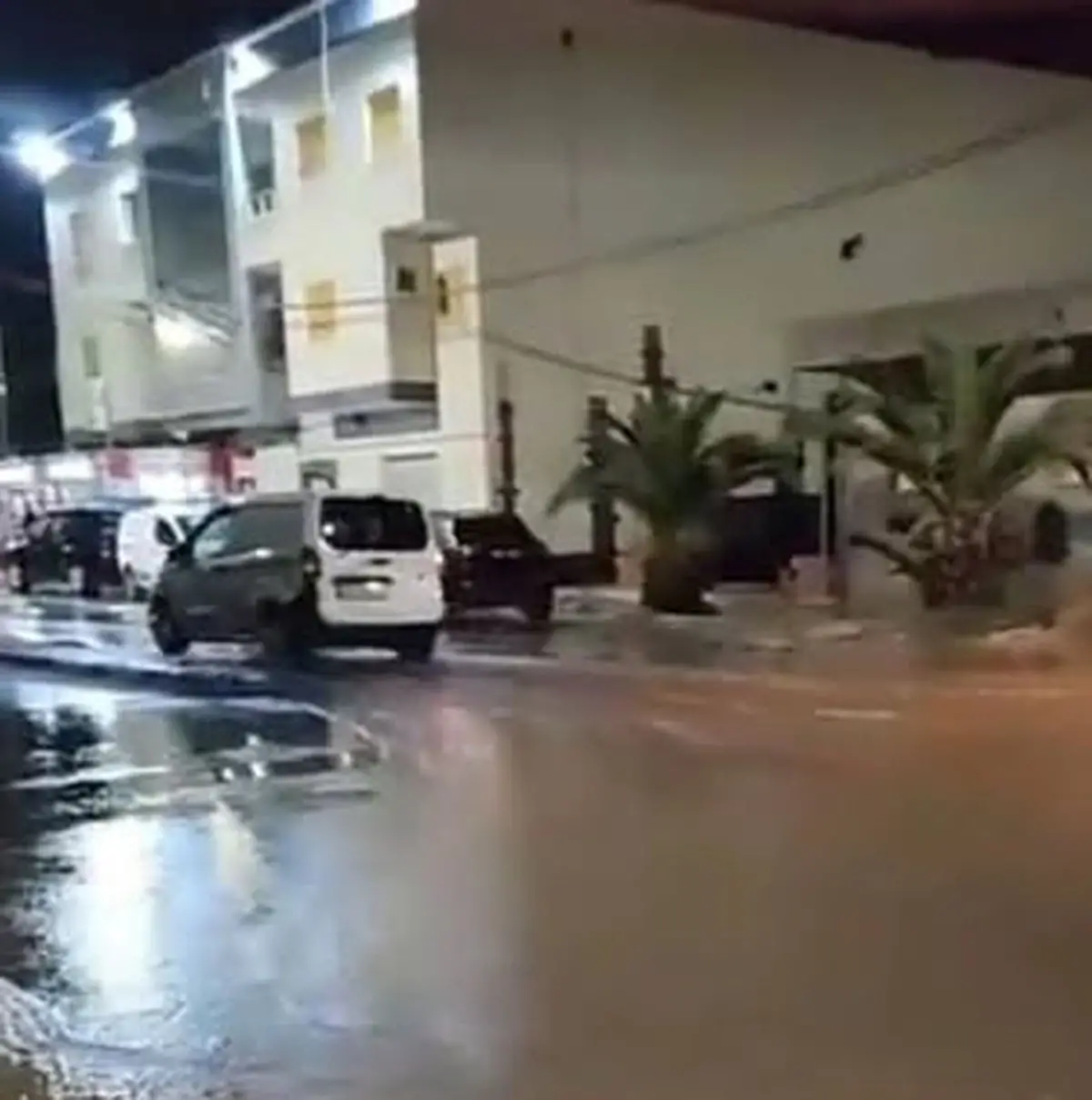 Cezayir Tamsa bölgesinde sel sonrası yıkım