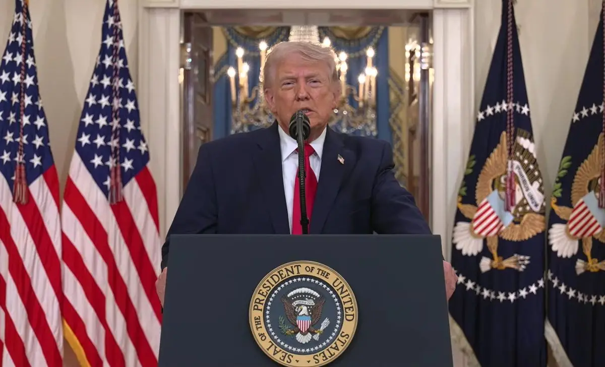Trump, AB Otomobil ve Kamyon Tarifelerini %25'e Çıkardı