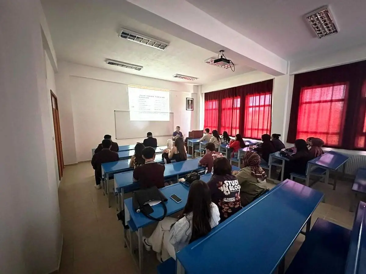 Hisarcık MYO’da Kariyer Danışmanlığı Etkinliği Öğrencileri Geleceğe Hazırladı
