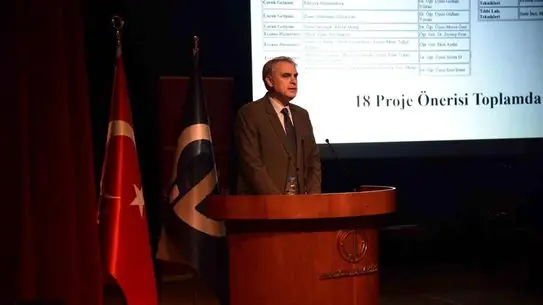 YEMYO öğrencileri ödül alırken