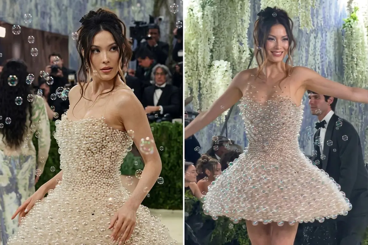 Met Gala’da 30 Kilo Ağırlığındaki Balonlu Elbise Sahneye Çıktı