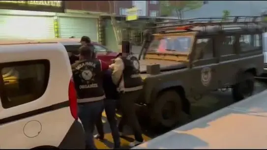İstanbul Merkezli Silahlı Suç Örgütüne Helikopter Destekli Operasyon: 63 Şüpheli Gözaltı