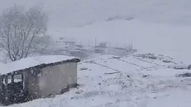 Şırnak’ta Mayıs’ta Yağan 30 cm Kar, Faraşin Yaylası’nda Nefes Kesti