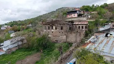 Elazığ'ın 5 Asırlık Nihat Bey Konağı Baharın Gelişiyle Hava Görüntüsüyle Gözler Önünde