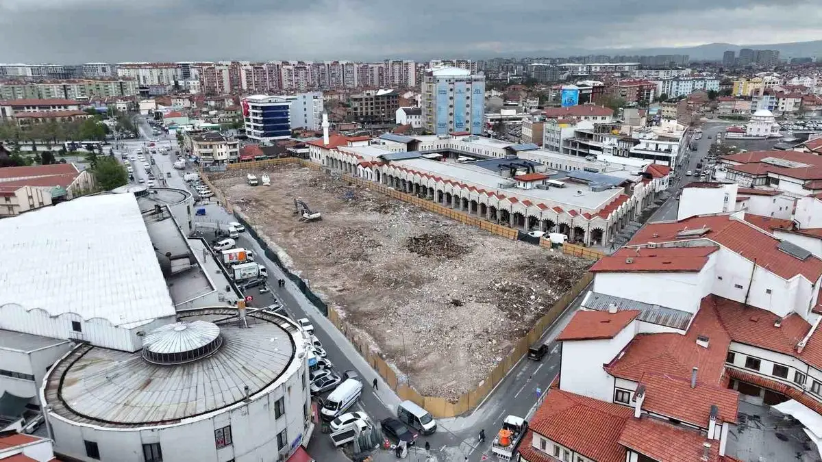Altay, Konya’da Kentsel Dönüşüm Projesinin Yıkım Aşamasını Tamamladı