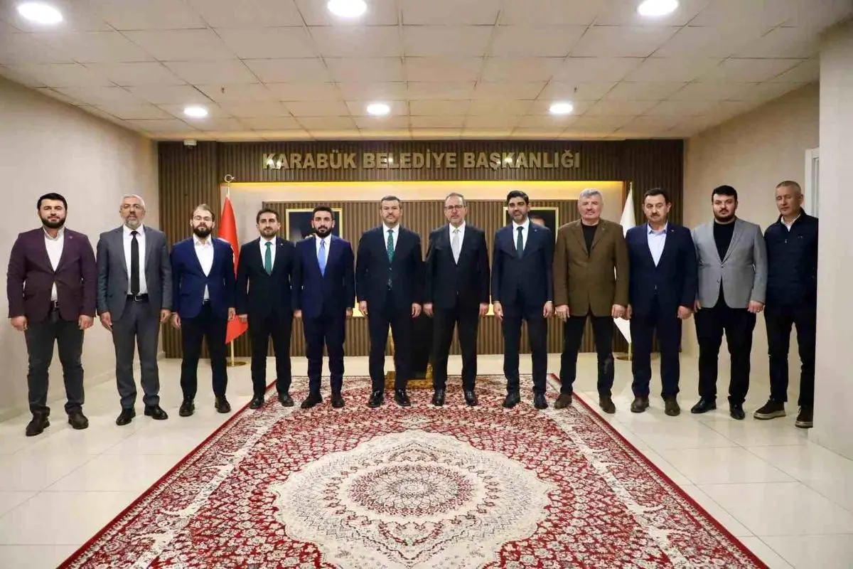 Dr. Mehmet Muharrem Kasapoğlu, Karabük’te Belediyeyi ve Kardemir’i Ziyaret Etti