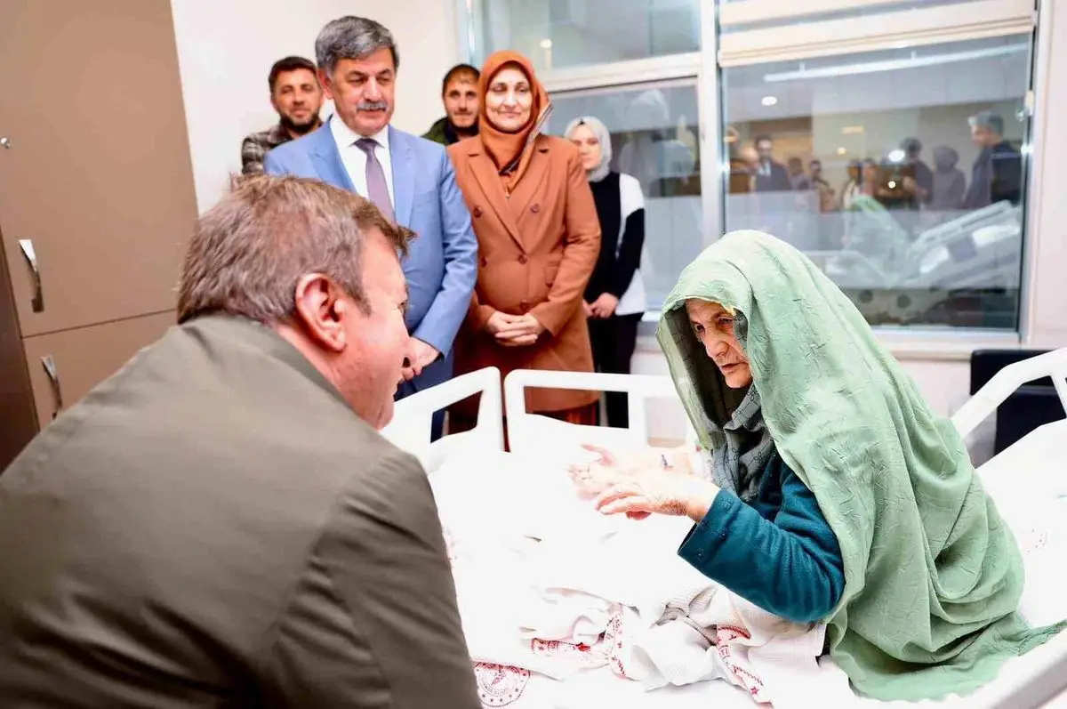 Erzincan Valisi Aydoğdu, Aksun Ailesine Destek Ziyareti Gerçekleştirdi