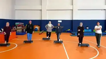 Etkinlikte spor yapan kadın hastalar