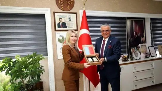 Akdeniz Üniversitesi'nde CAR-T Tedavisi: Rektör Özkan'dan Yeni Dönem Açıklaması