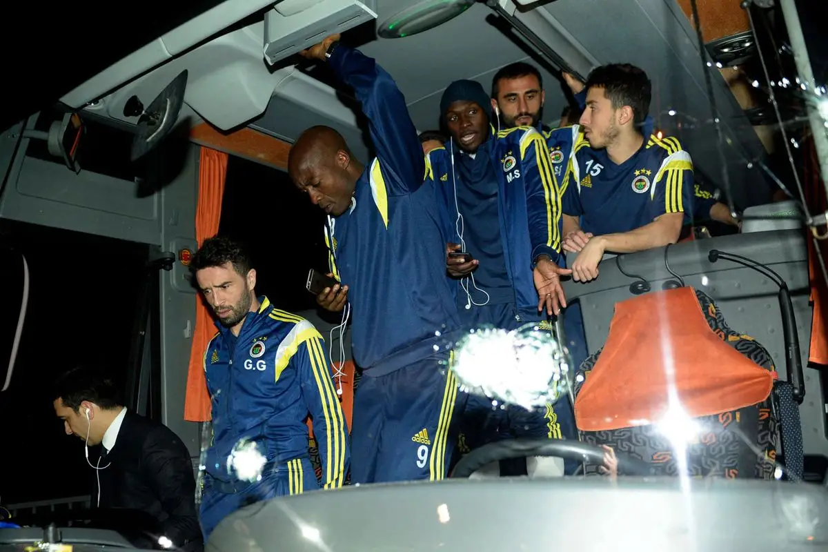Anayasa Mahkemesi, Fenerbahçe Otobüs Olayında Yaşam Hakkı İddiasını Reddetti