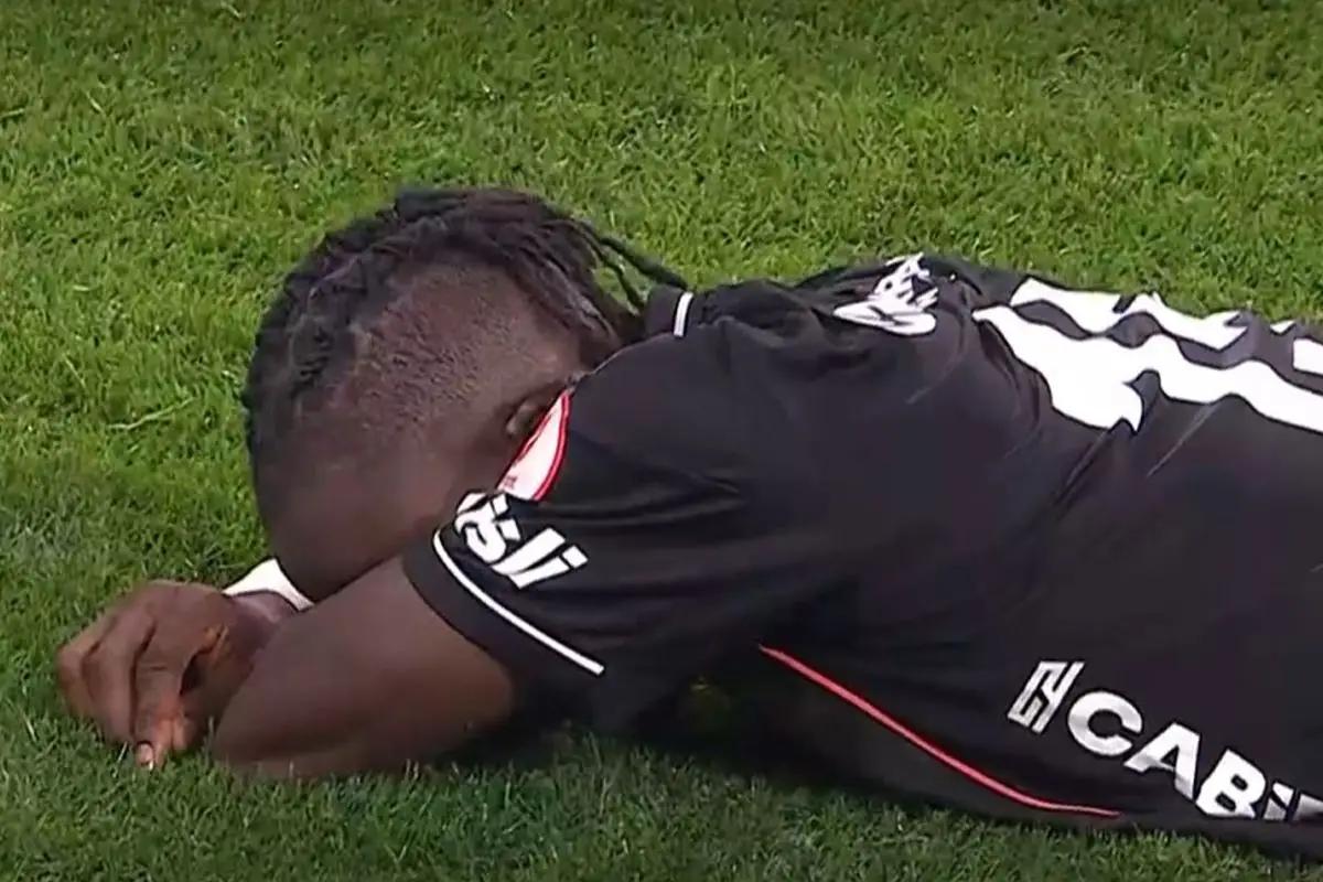 Olaitan'ın Penaltı Kararı Sonrası Gözyaşları: Beşiktaş'ta Duygusal Anlar